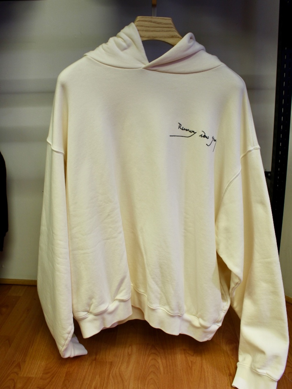Runaway New York Hoodie - Cream, X-Large
